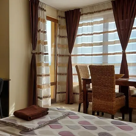 панорамен и търново *